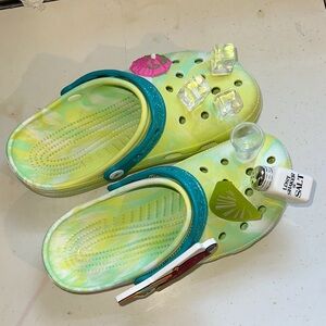 Margaritaville X Crocs